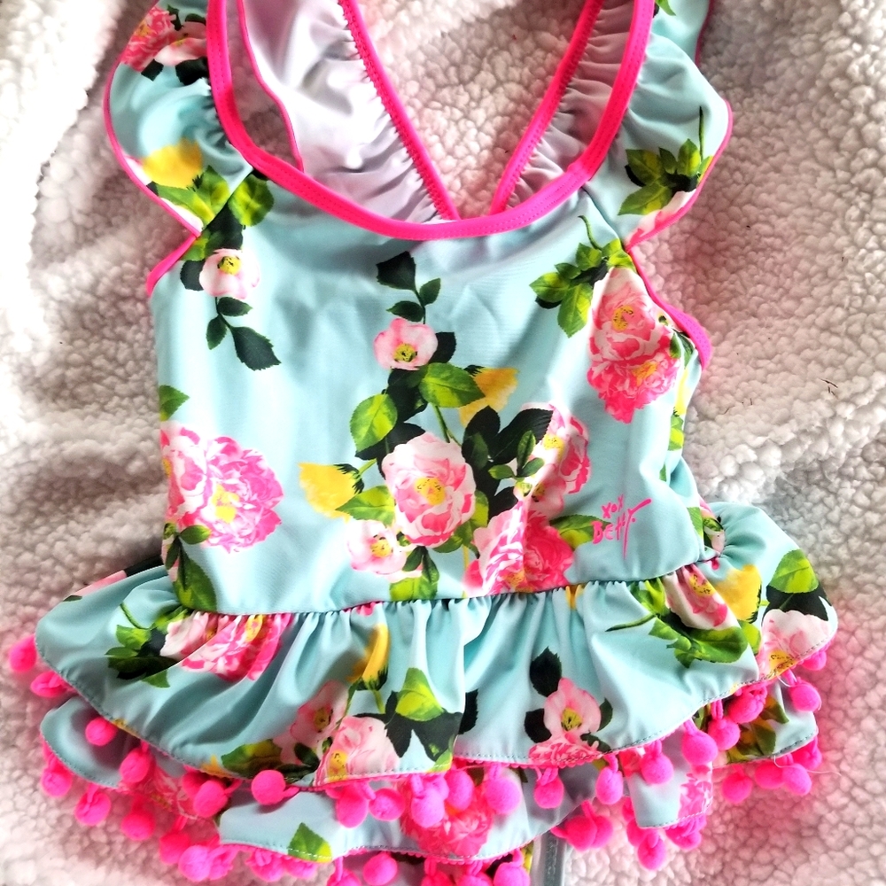 Toddler girls 5T bathing suit